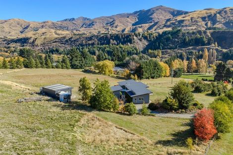 Photo of property in 935 Mount Barker Road, Wanaka, 9382