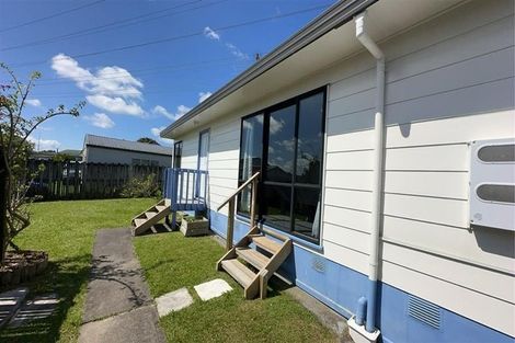 Photo of property in 1/107 Santiago Crescent, Unsworth Heights, Auckland, 0632