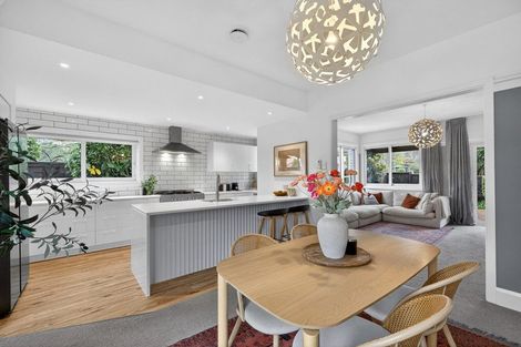 Photo of property in 2 Celia Street, Redcliffs, Christchurch, 8081