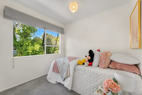 Photo of property in 1/28 Noeleen Street, Glenfield, Auckland, 0629