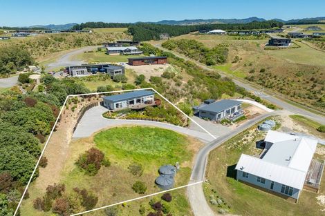 Photo of property in 5 Tama Road, Riversdale Beach, Masterton, 5872
