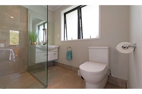 Photo of property in 63b Manuka Grove, Helensville, 0875