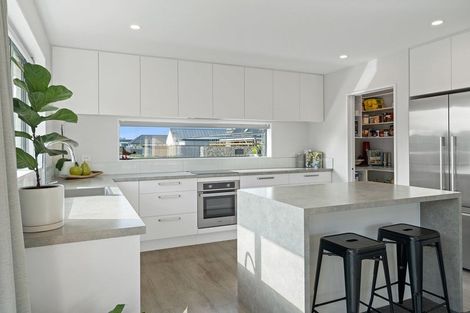 Photo of property in 76 Stationmasters Way, Prebbleton, 7604