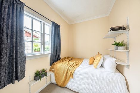 Photo of property in 2/26 Koromiko Street, Saint Martins, Christchurch, 8022