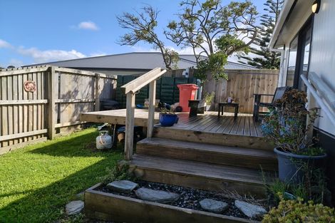 Photo of property in 90 Dimock Street, Titahi Bay, Porirua, 5022