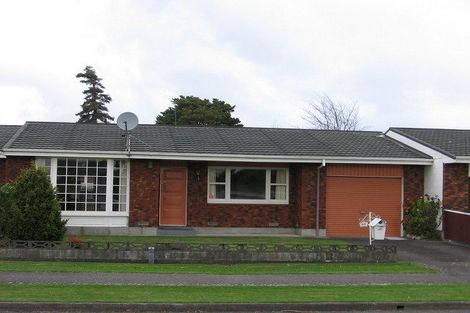 Photo of property in 46 Elmira Avenue, Hokowhitu, Palmerston North, 4410