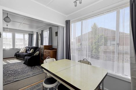 Photo of property in 114 Judd Crescent, Naenae, Lower Hutt, 5011