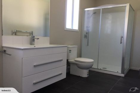 Photo of property in 10 Roche Avenue, Upper Riccarton, Christchurch, 8041
