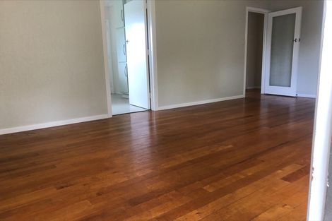 Photo of property in 2 Totara Grove, Hillcrest, Auckland, 0627