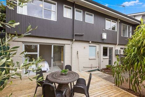 Photo of property in 2/50a Taharoto Road, Takapuna, Auckland, 0622