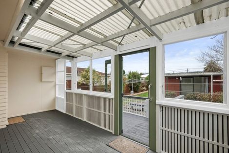 Photo of property in 16 Parker Avenue, Levin, 5510