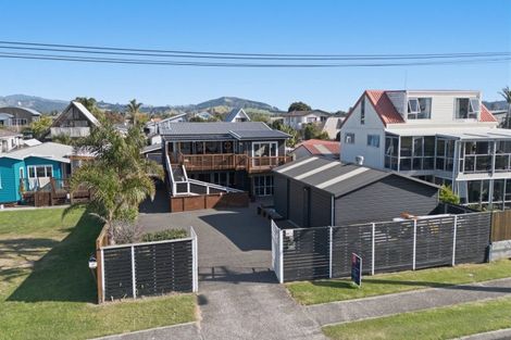 Photo of property in 476 Papamoa Beach Road, Papamoa Beach, Papamoa, 3118