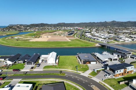 Photo of property in 14 Ngaroma Crescent, Whitianga, 3510