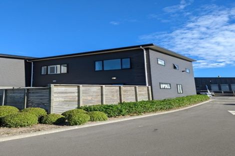 Photo of property in 11/9u Surrey Street, Tawa, Wellington, 5028