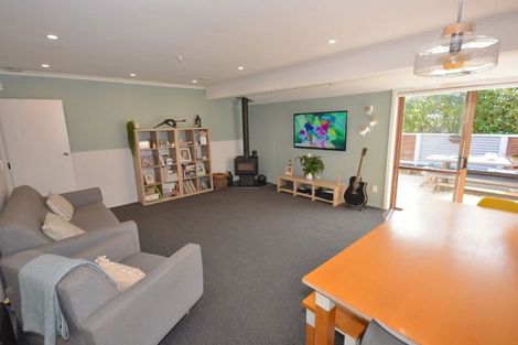 Photo of property in 17a Matenga Street, Waikanae, 5036