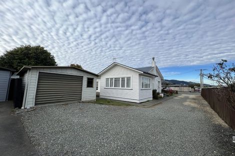 Photo of property in 17a Ranui Road, Stoke, Nelson, 7011