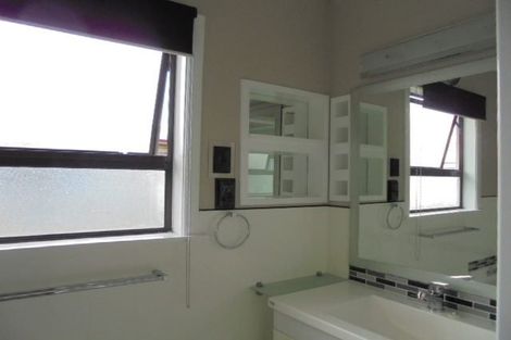 Photo of property in 132 Liverpool Street, Levin, 5510