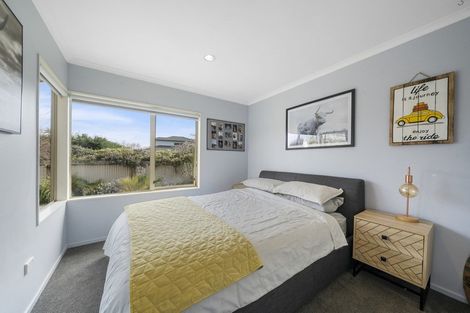 Photo of property in 218 Mazengarb Road, Paraparaumu, 5032