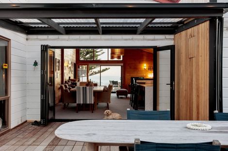 Photo of property in 6 Makorori Beach Road, Makorori, Gisborne, 4073