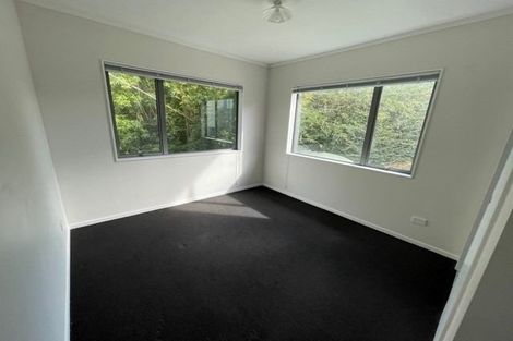 Photo of property in 7 Mirage Place, Beach Haven, Auckland, 0626