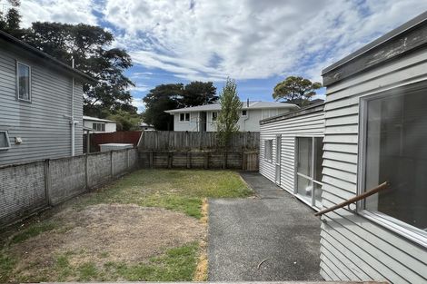 Photo of property in 19 James Street, Glenfield, Auckland, 0629
