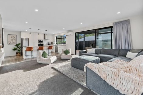 Photo of property in 64 Heathfield Drive, Mosgiel, 9024