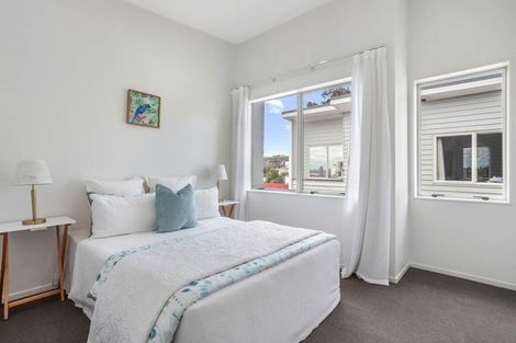 Photo of property in 8/6 Islington Avenue, New Lynn, Auckland, 0600