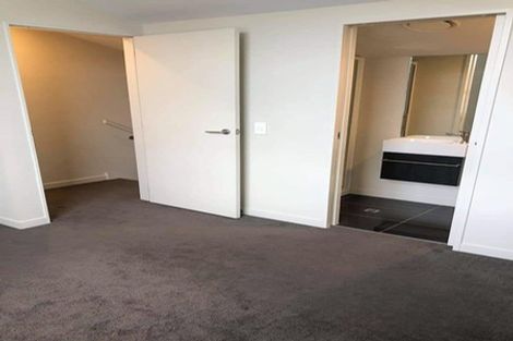 Photo of property in 11/2u Stone Street, Miramar, Wellington, 6022