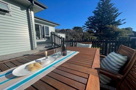 Photo of property in 19 Allen Road, Raumati Beach, Paraparaumu, 5032