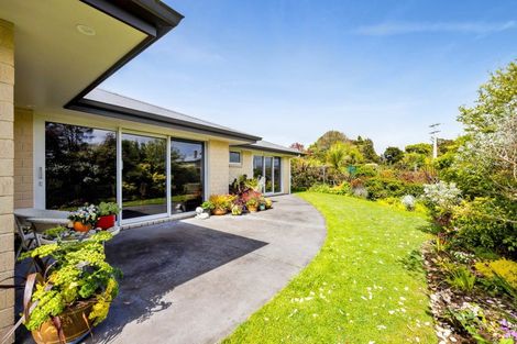 Photo of property in 35 Cloten Road, Stratford, 4332