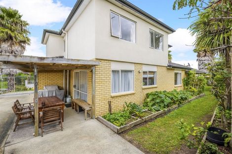 Photo of property in 2 Dunaff Place, Flat Bush, Auckland, 2019