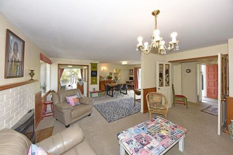 Photo of property in 2 Worsleys Road, Cracroft, Christchurch, 8025