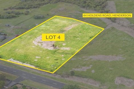 Photo of property in 44 Holdens Road, Henderson, Auckland, 0612