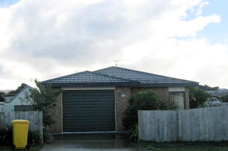 Photo of property in 15b Walton Road, Paraparaumu Beach, Paraparaumu, 5032