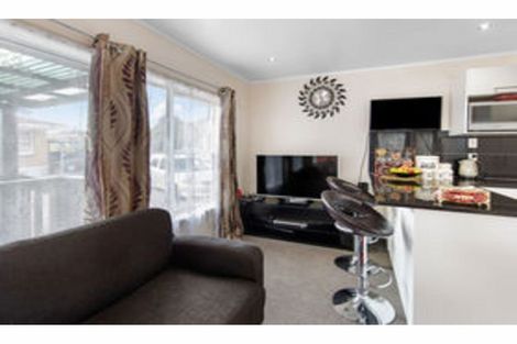 Photo of property in 3/10 Lotus Lane, Mangere East, Auckland, 2024