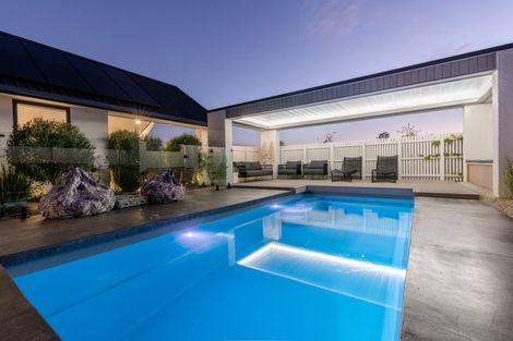 Photo of property in 25 Mike Smith Drive, Cambridge, 3434