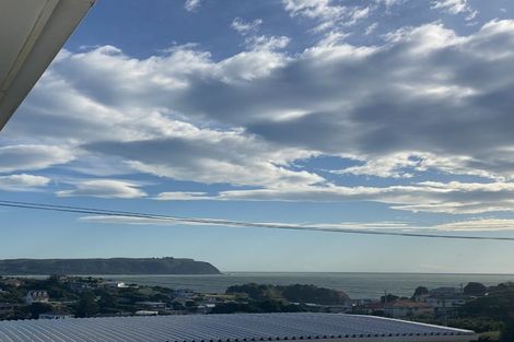 Photo of property in 5/12 Thornley Street, Titahi Bay, Porirua, 5022