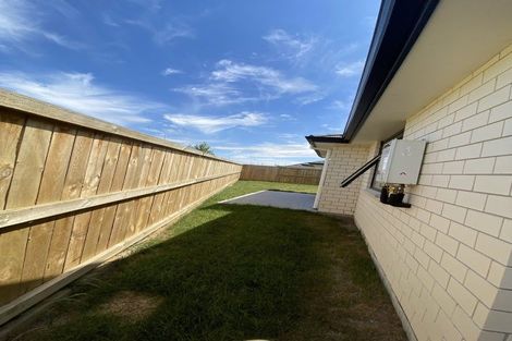 Photo of property in 2/7 Maggie Place, Chartwell, Hamilton, 3281