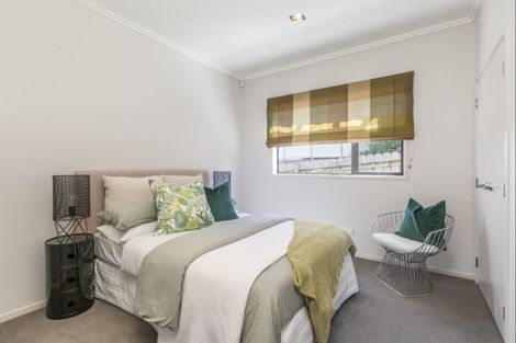 Photo of property in 17 Grand Drive, Orewa, 0931