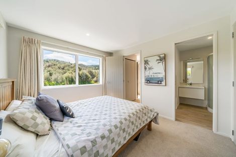Photo of property in 303 Fairview Drive, Akatarawa, Upper Hutt, 5372
