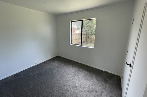 Photo of property in 1/134 Mcleod Road, Te Atatu South, Auckland, 0610