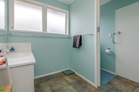 Photo of property in 4 Holdsworth Avenue, Milson, Palmerston North, 4414