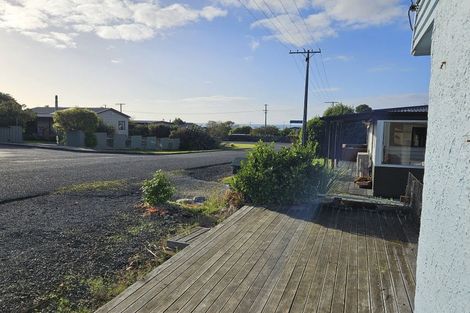 Photo of property in 7 Kowhai Street, Kaka Point, Balclutha, 9271