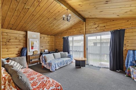 Photo of property in 56 Kaimanawa Street, Kelvin Grove, Palmerston North, 4414