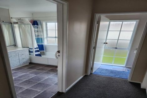 Photo of property in 22 Cromwell Drive, Fitzroy, Hamilton, 3206