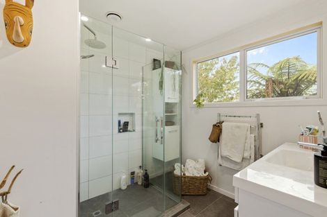 Photo of property in 13 Fernleigh Street, Ferndale, New Plymouth, 4310