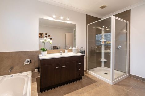 Photo of property in 2 Patterson Lane, Raumati Beach, Paraparaumu, 5032