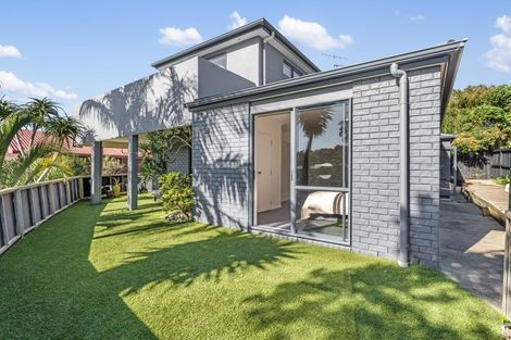 Photo of property in 16a Valley Road, Browns Bay, Auckland, 0630