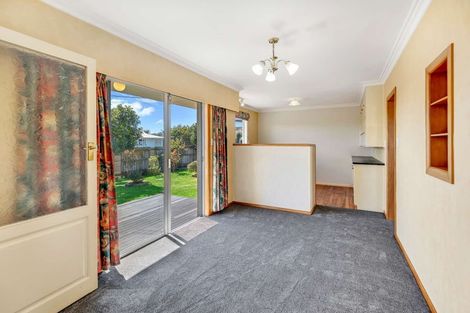 Photo of property in 32 Parsons Avenue, Levin, 5510