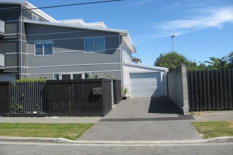 Photo of property in 1/8 Hutcheson Street, Sydenham, Christchurch, 8023